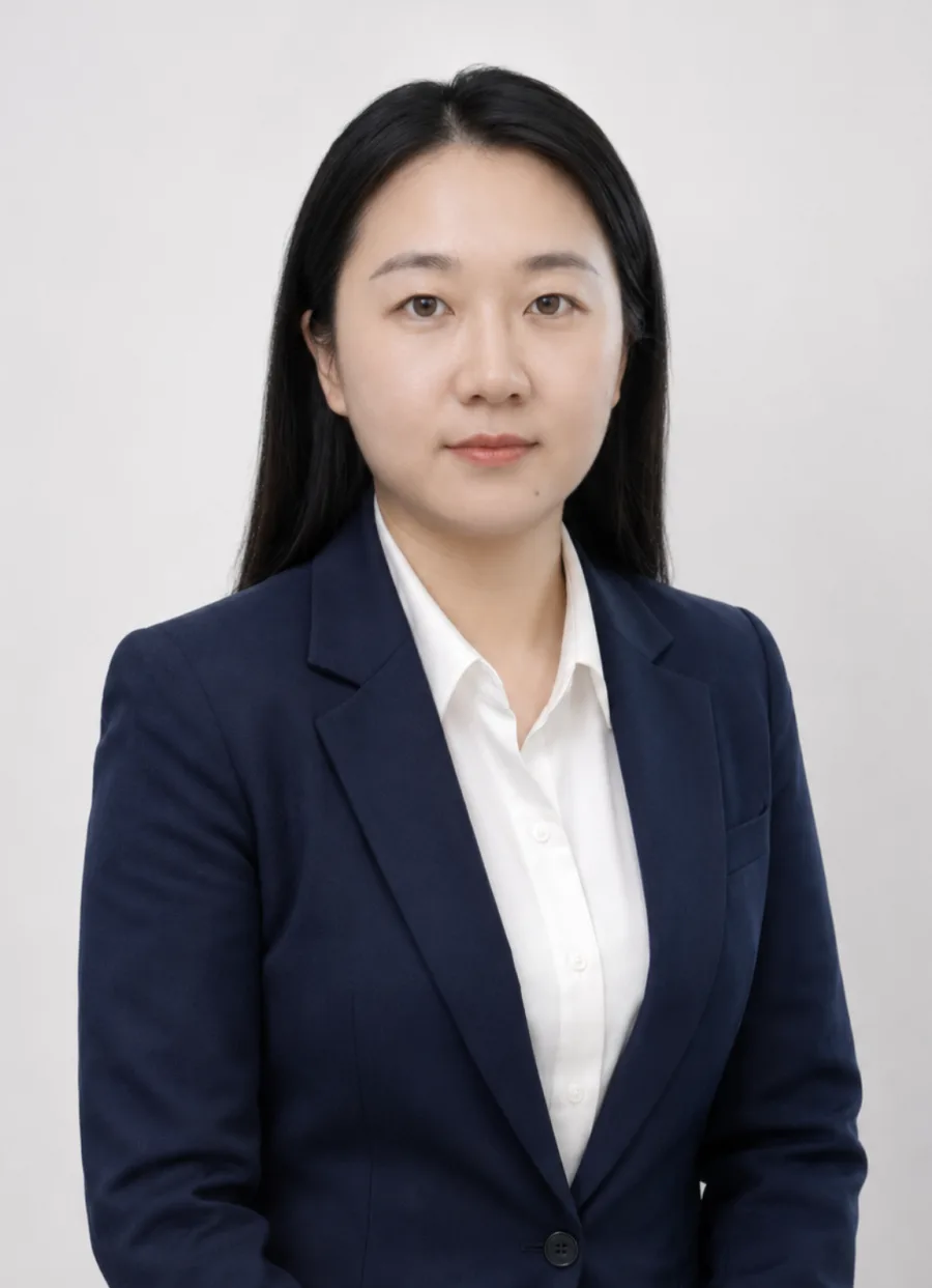 Abir Liu, Logistics Specialist